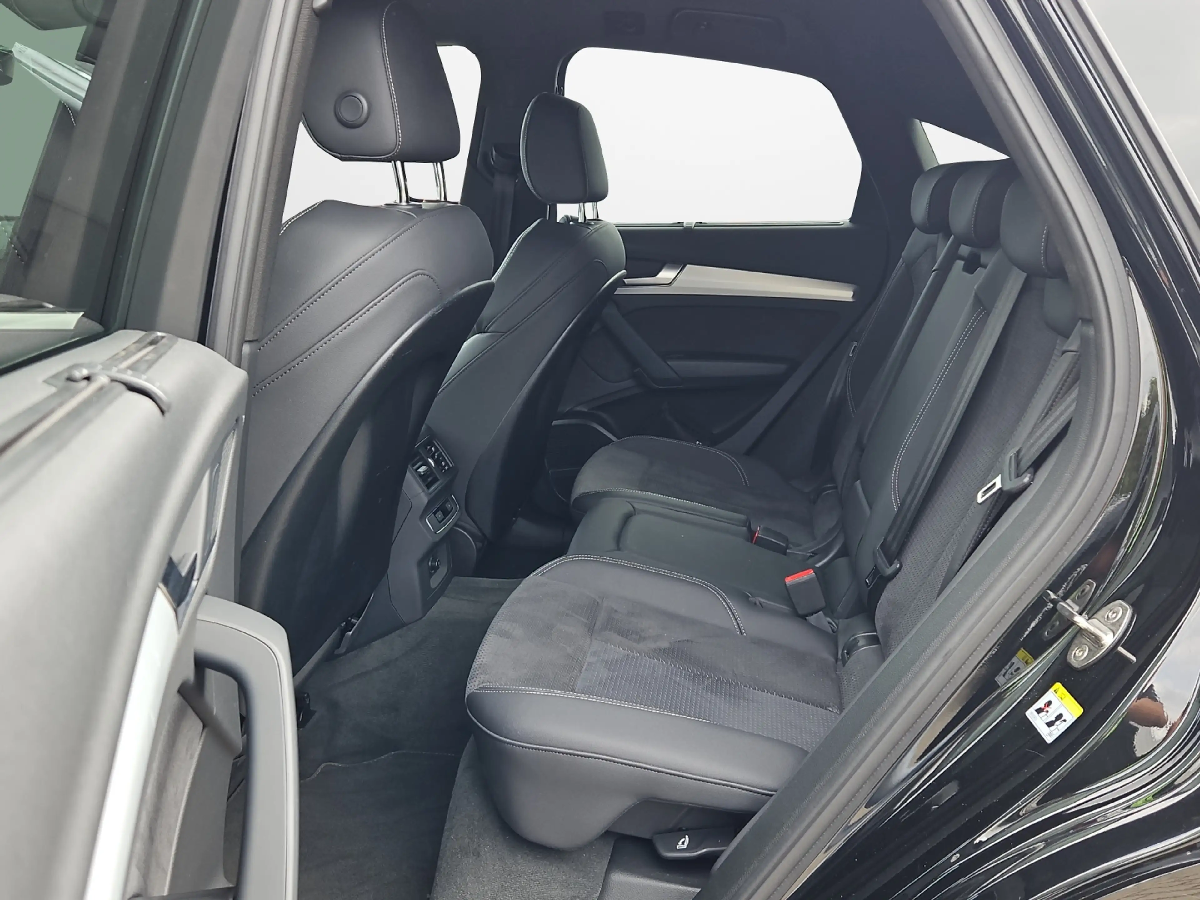 Audi Q5 Sportback 50 TFSI e S line NaviPlus LED 20-Zoll... — photo 11