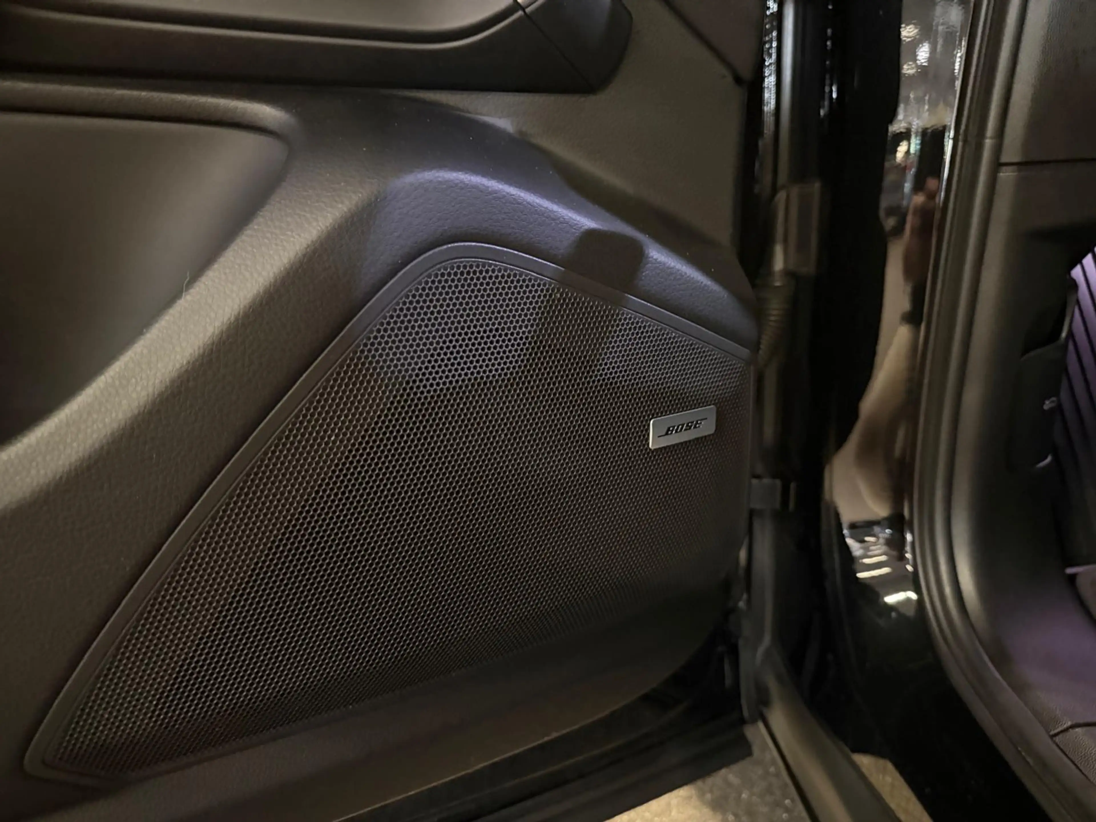 Porsche Cayenne Coupe 3.0 E-Hybrid Platinum Edition-LUCHTV.-PANO-S — photo 14