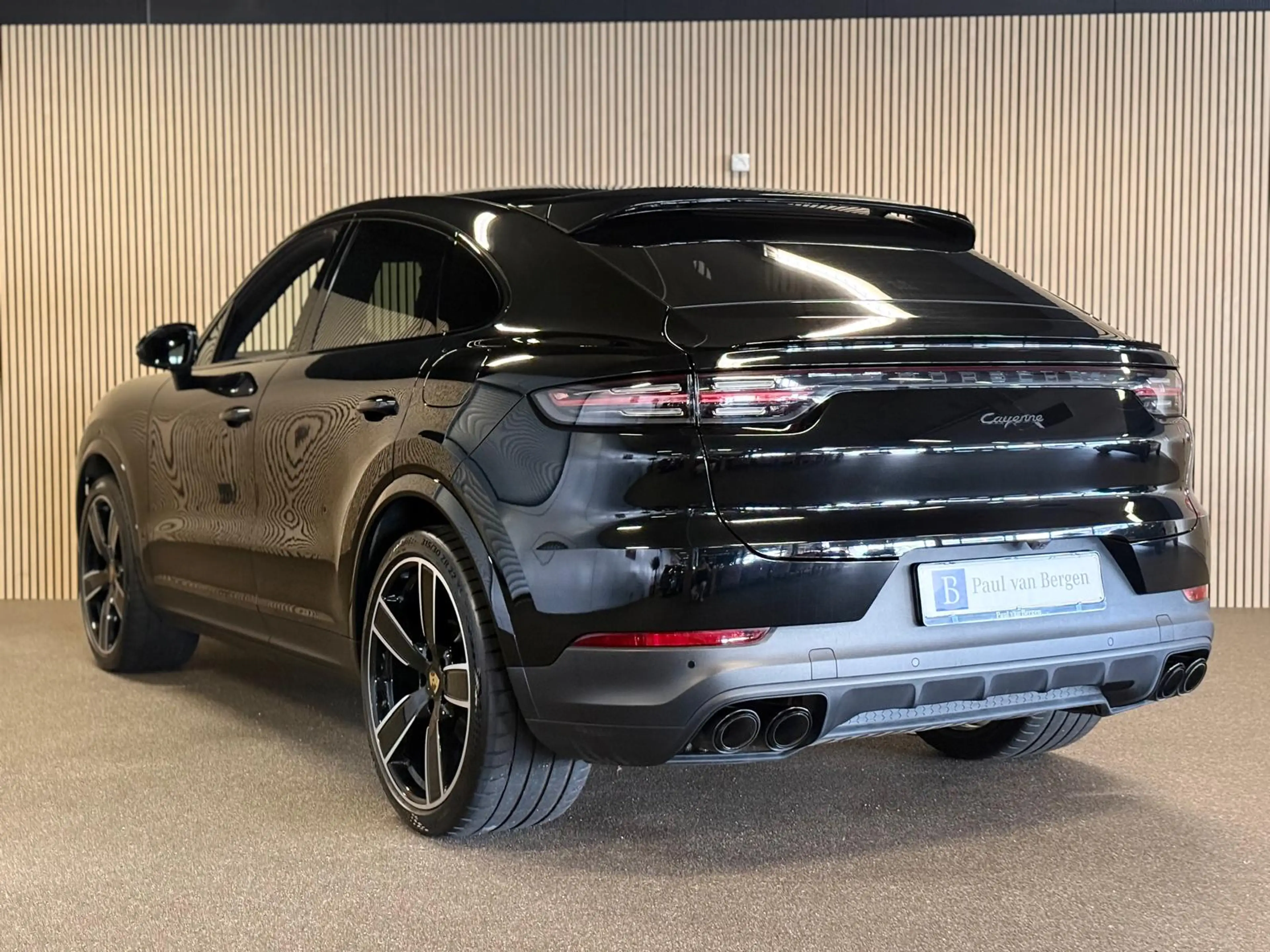 Porsche Cayenne Coupe 3.0 E-Hybrid Platinum Edition-LUCHTV.-PANO-S — photo 8