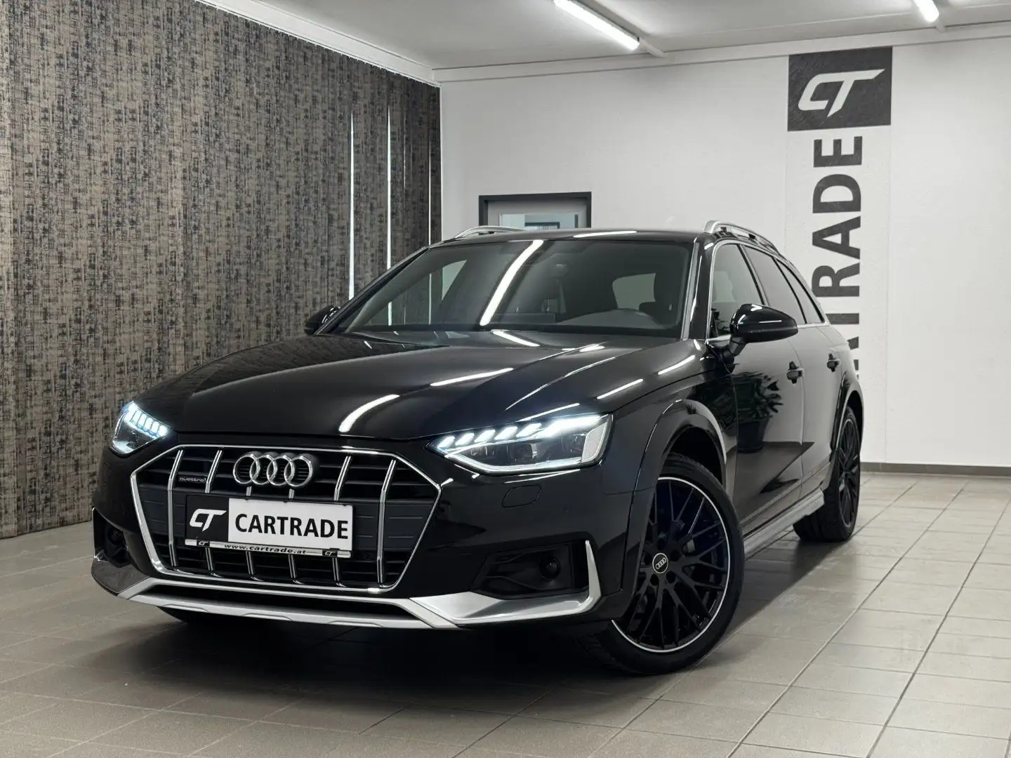 Audi A4 allroad A4 40 allroad quattro 2.0 TDI Schwarz - 1