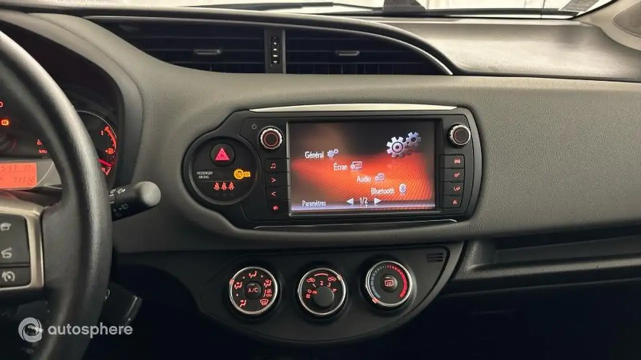 Toyota Yaris Yaris — photo 19