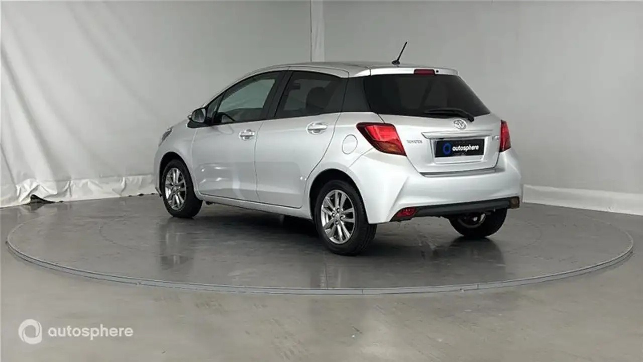 Toyota Yaris Yaris — photo 8