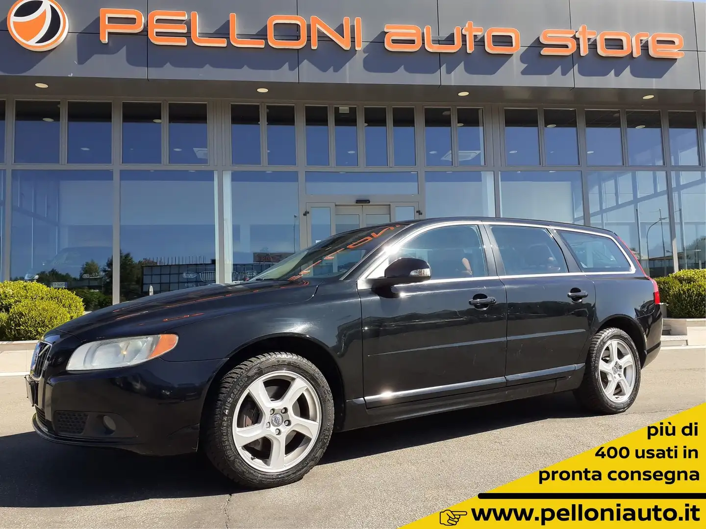 Volvo V70 V70 D3 Geartronic Momentum IN OTTIME CONDIZIONI!! Nero - 1