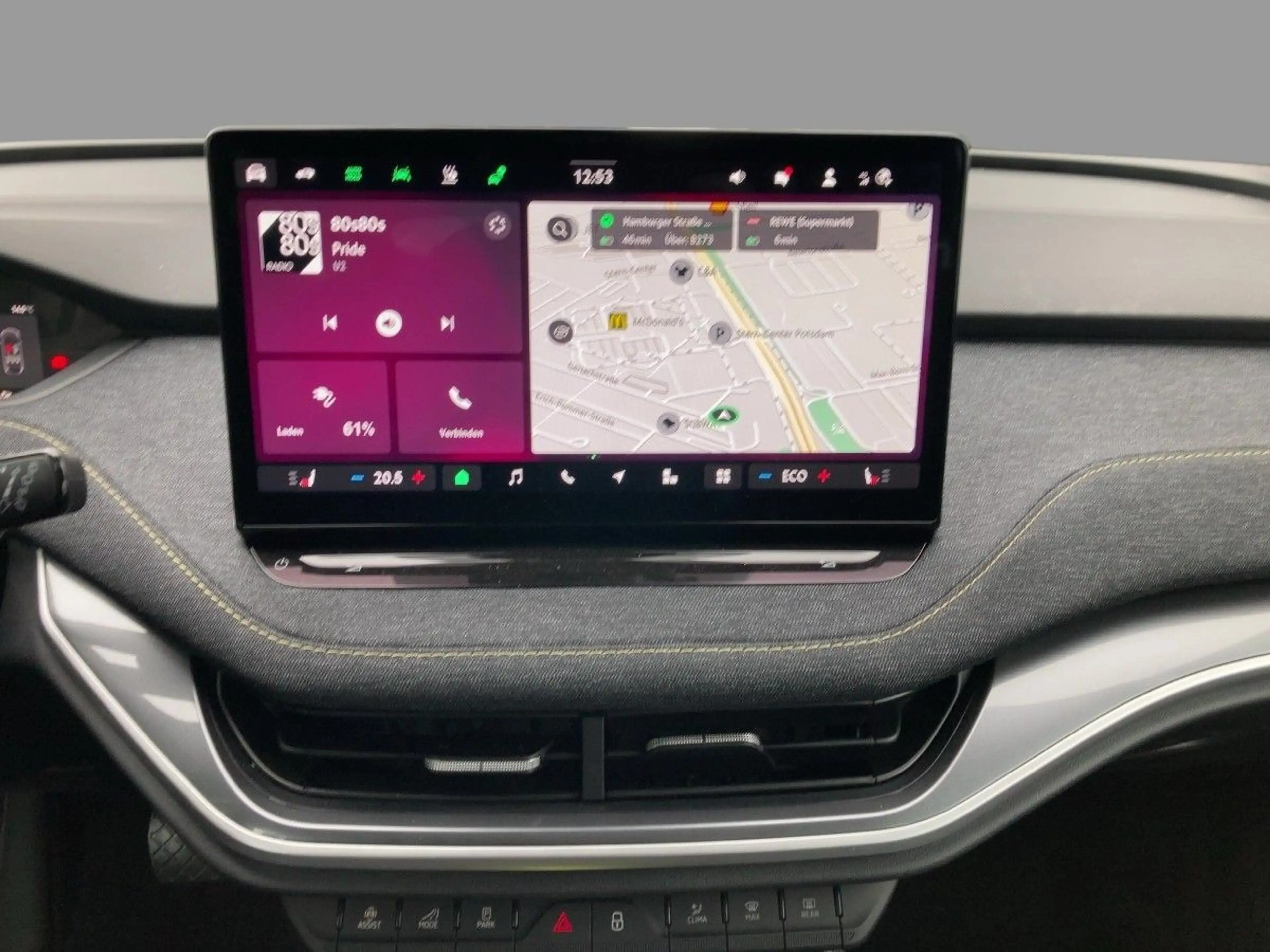 Skoda Elroq 60 Loft DSG Navi LED ACC Connect — photo 11