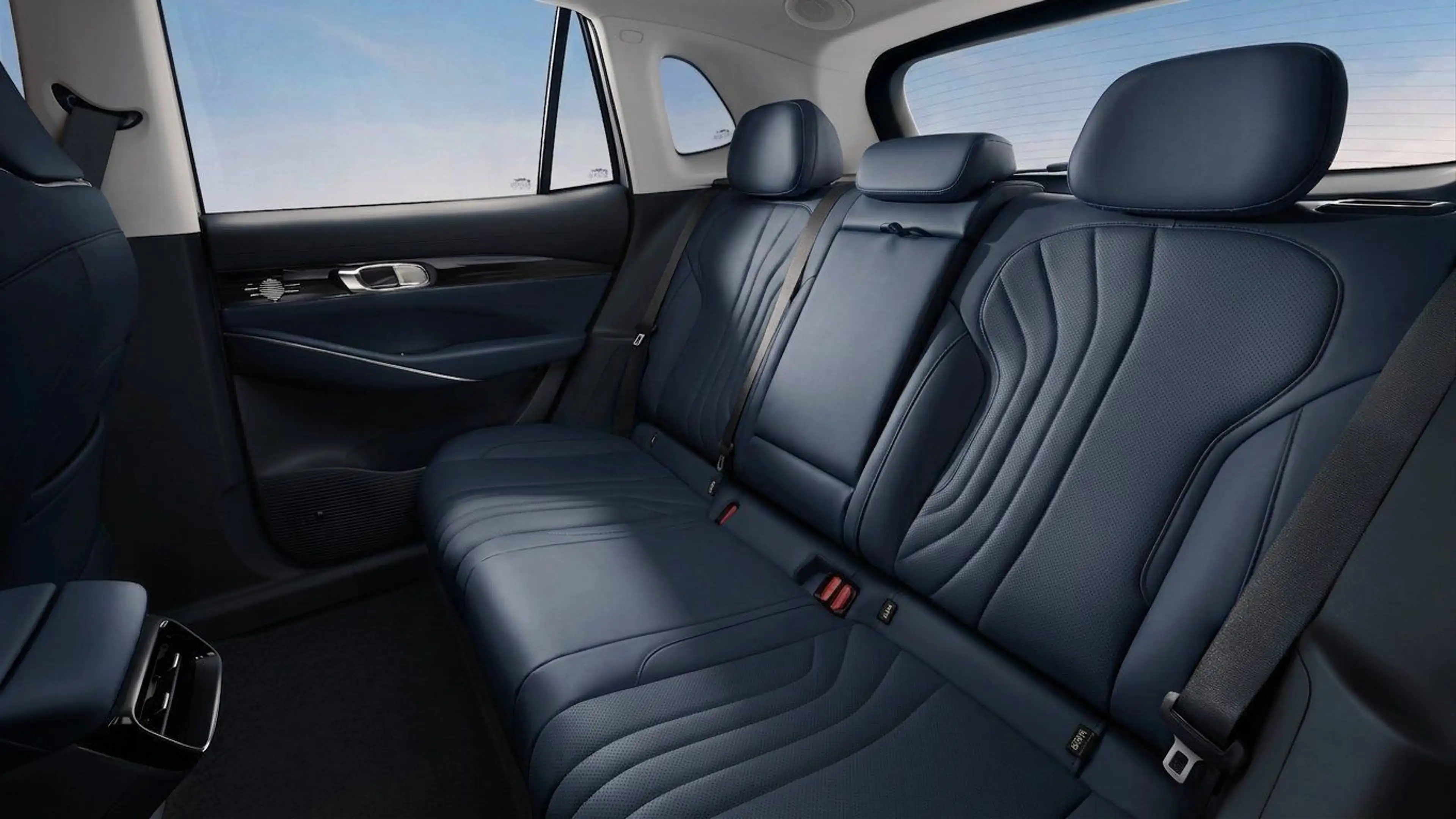 Geely E5 Max+ 68kWh Bestellungskauf: 6.880 Rabatt OHNE Bindung (Eintausch, Leasing) 44.030 Listenpreis, kurze Lieferzeit — photo 8