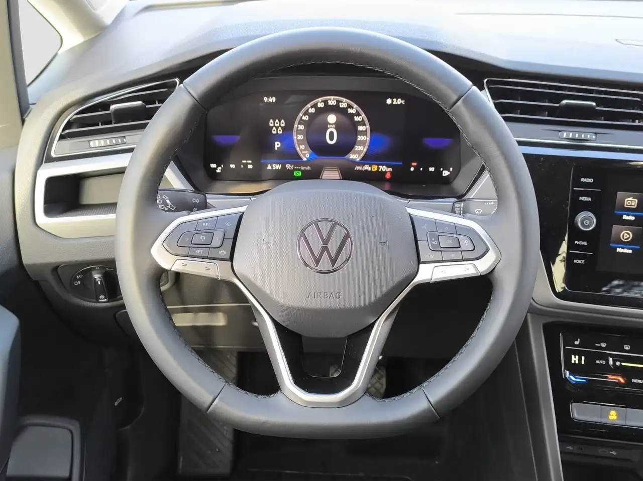 Volkswagen Touran 1.5 TSI DSG Comfortline AHK NAVI RFK 14