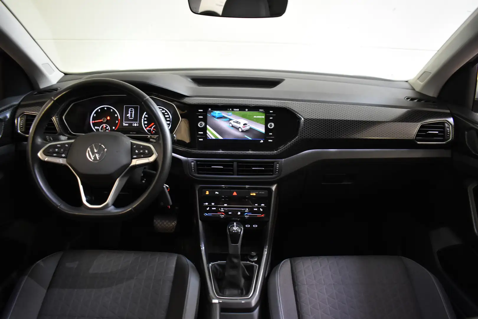 Volkswagen T-Cross TSI 110PK DSG STYLE CAMERA/LED/CARPLAY Grijs - 2