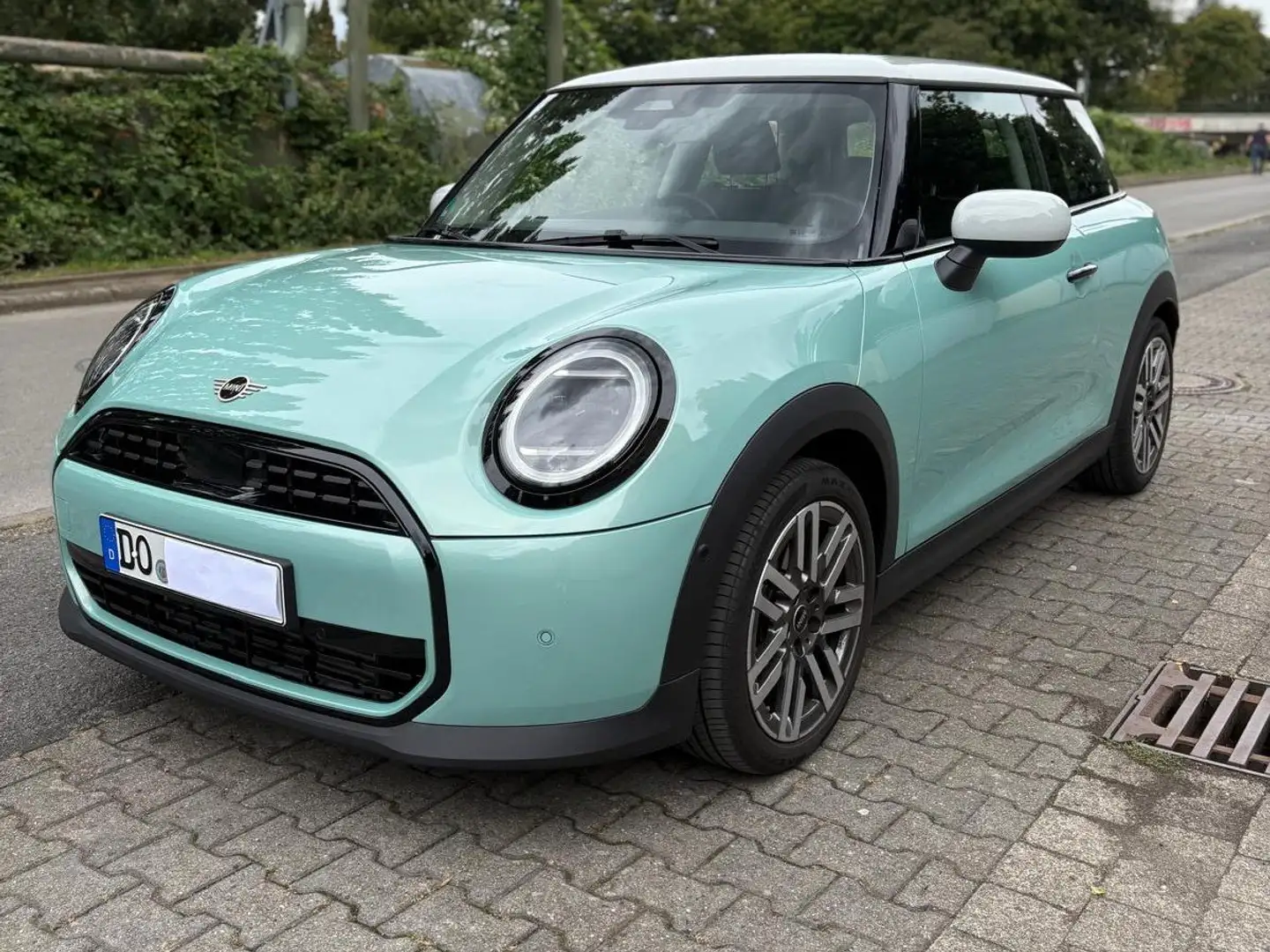 MINI Cooper Mini Cooper Ocean Wave green, weißes Dach, 1.Hd Grün - 1