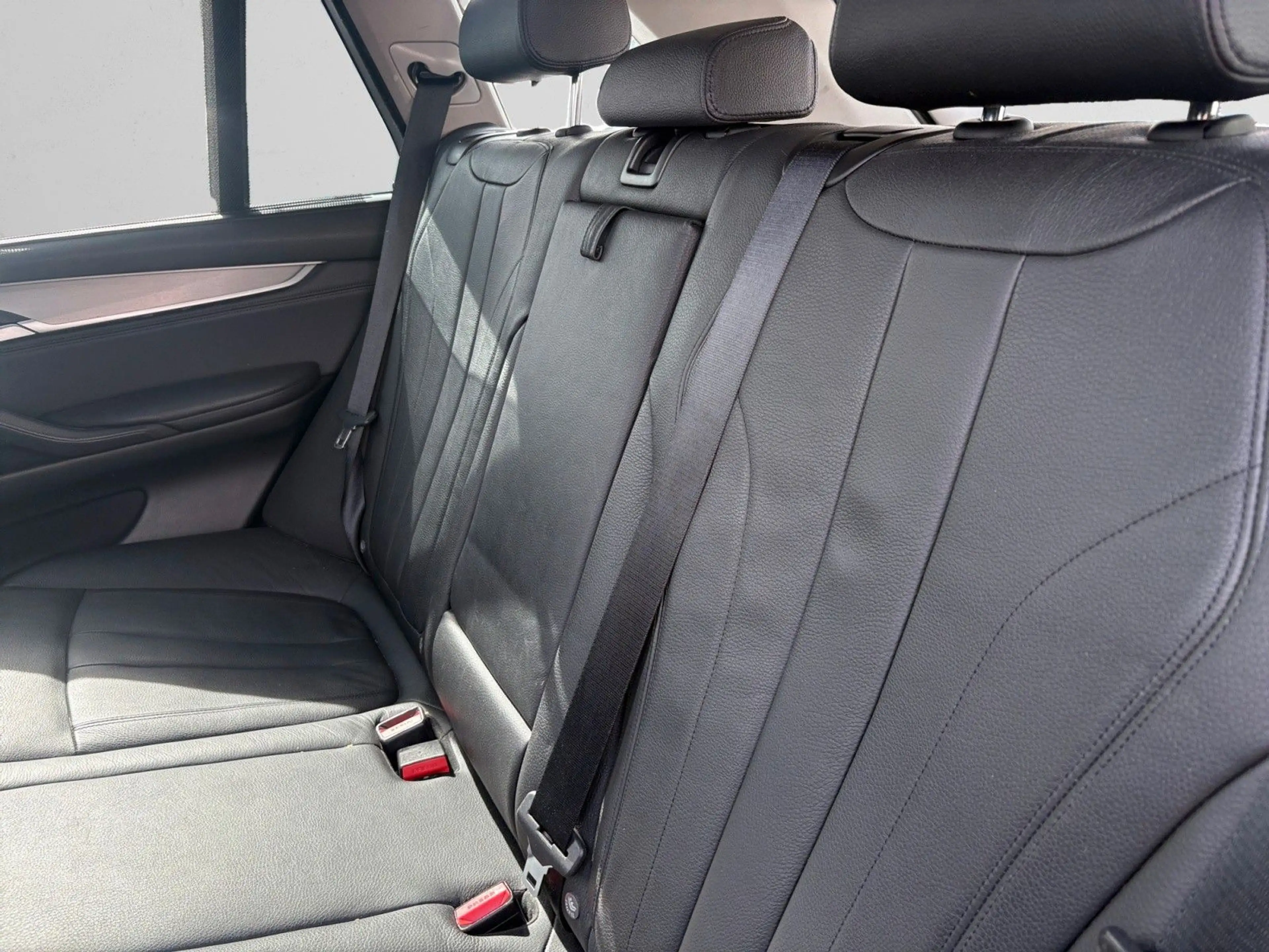 BMW X5 xDrive 40 e — photo 14