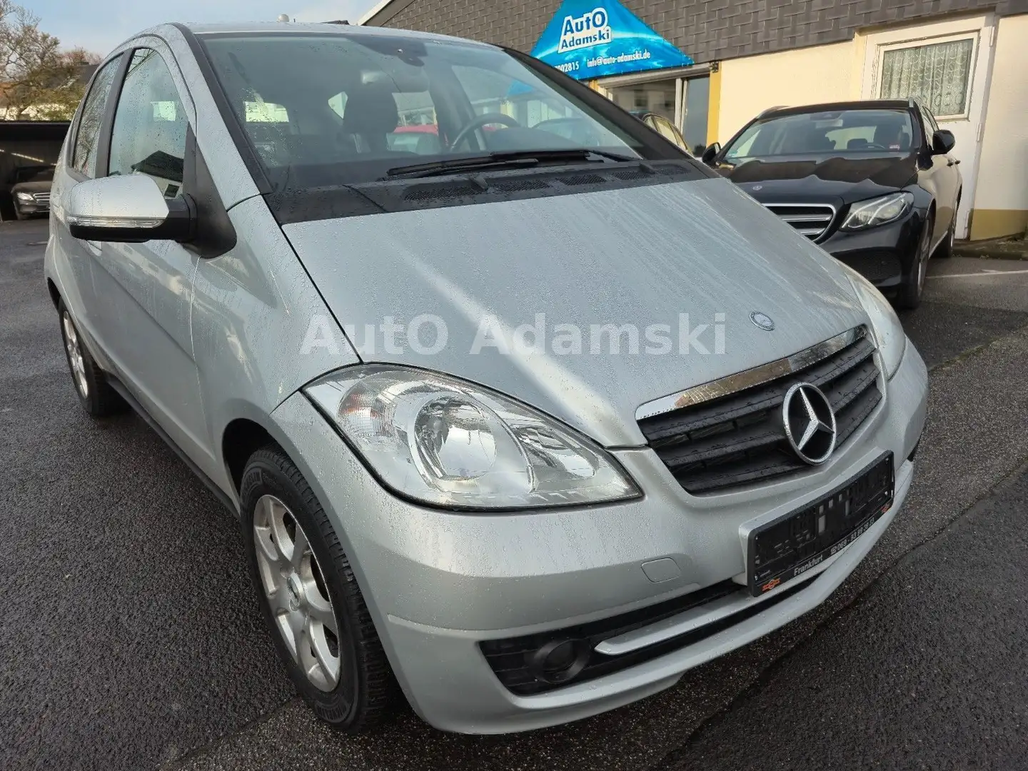 Mercedes-Benz A 160 Autotronic Classic 2.Hand 106tkm Allwetter Plateado - 2