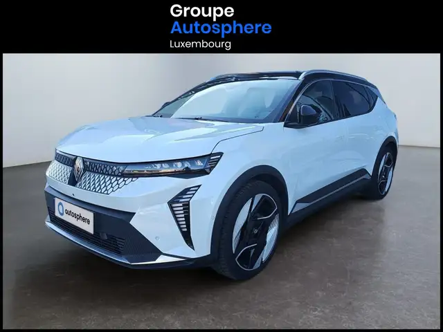 Renault Scenic ICONIC 220 LONG RANGE