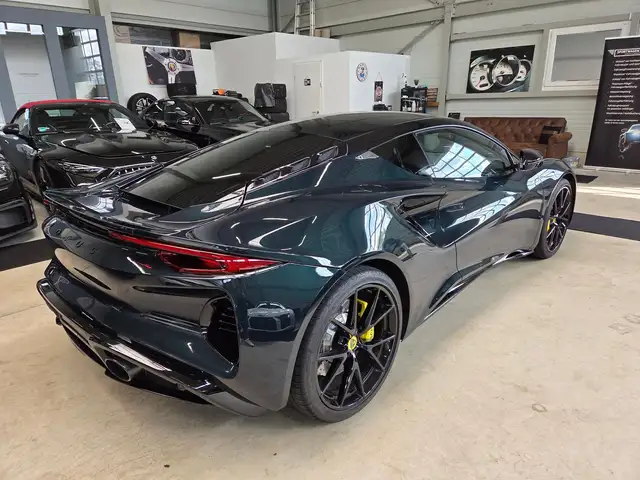 Lotus Emira view 10