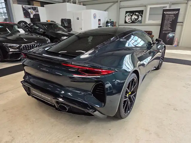 Lotus Emira view 11