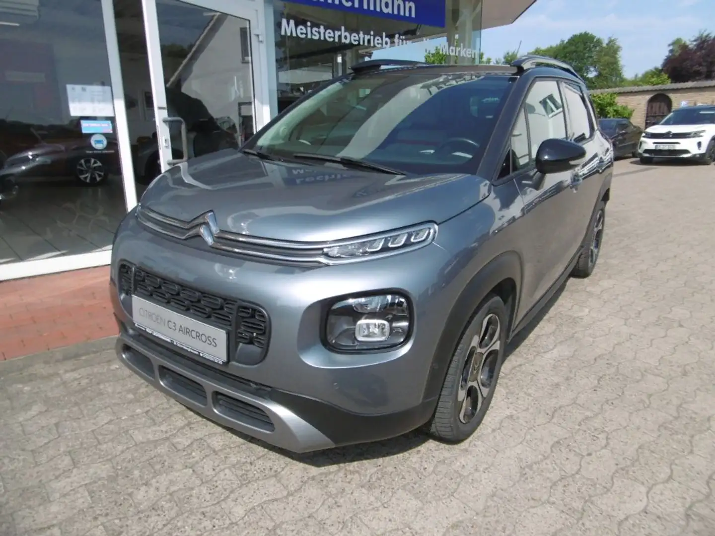 Citroen C3 Aircross PureTech 110 Stop & Start Shine - 1
