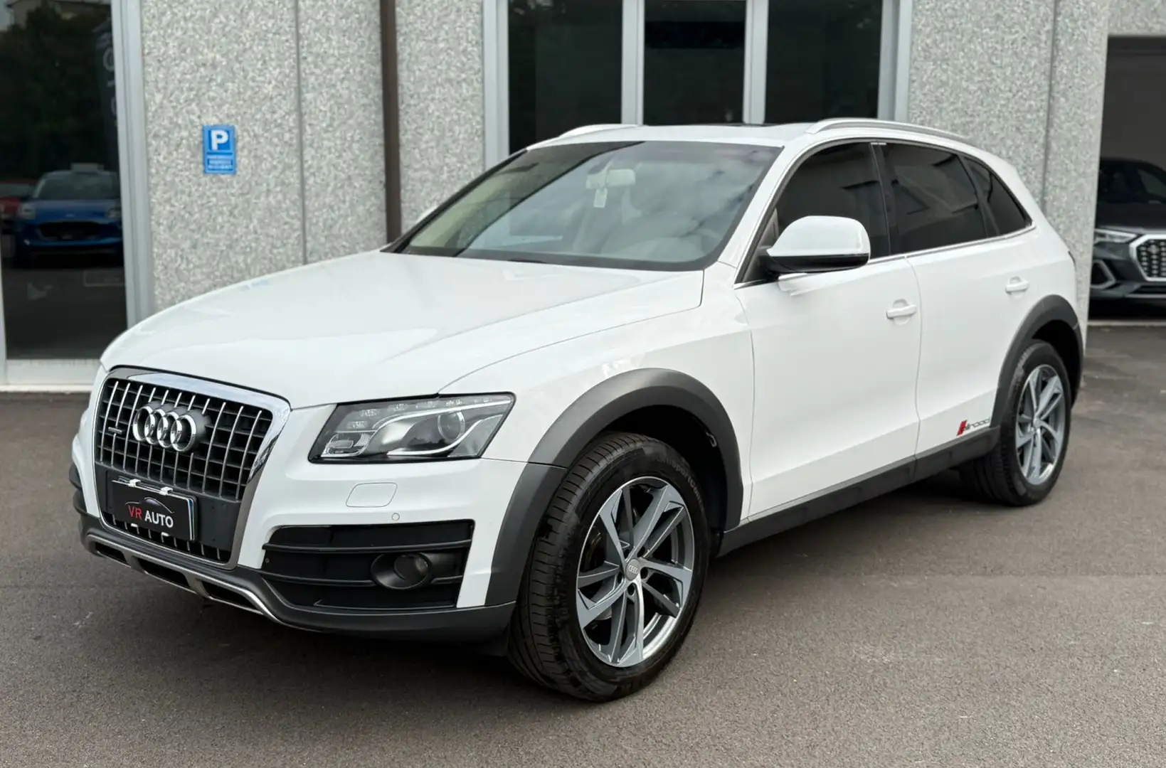 Audi Q5 2.0 tdi Quattro 170cv S-tronic TETTO/SEDILI RISC Wit - 1