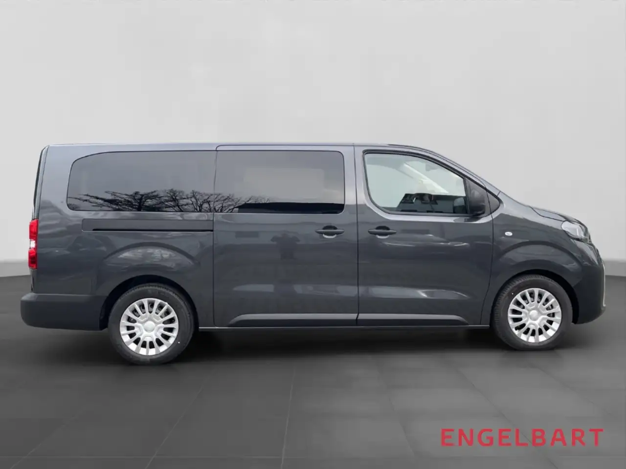 Toyota Proace Verso 2.2D AT L2 Comfort Navi 9-Sitzer 5
