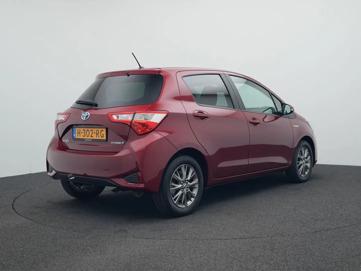Toyota Yaris 1.5 Hybrid Dynamic | Apple Carplay -/ Android Auto Rood - 2