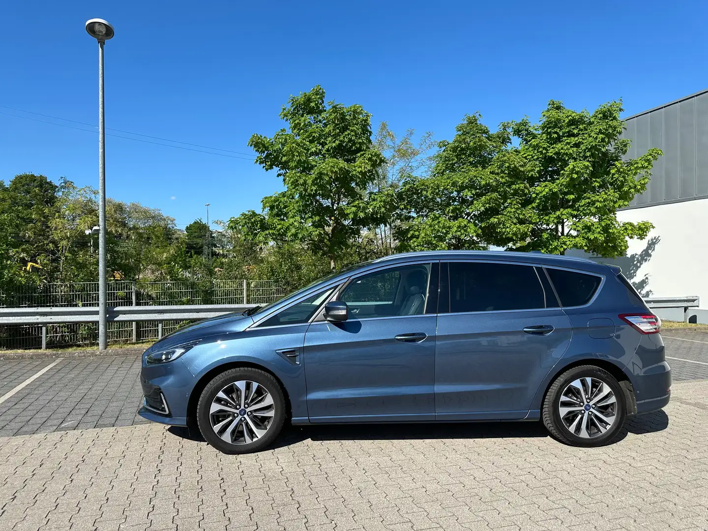 Ford S-Max S-Max 2.0 EcoBlue Aut. TITANIUM Blau - 2