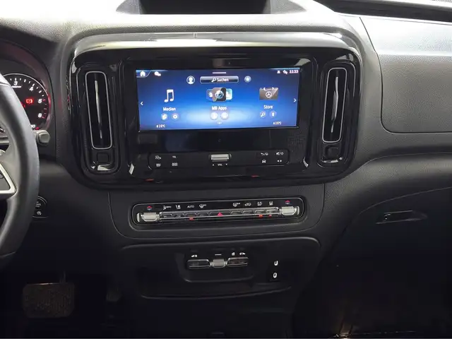 Mercedes-Benz Vito view 10