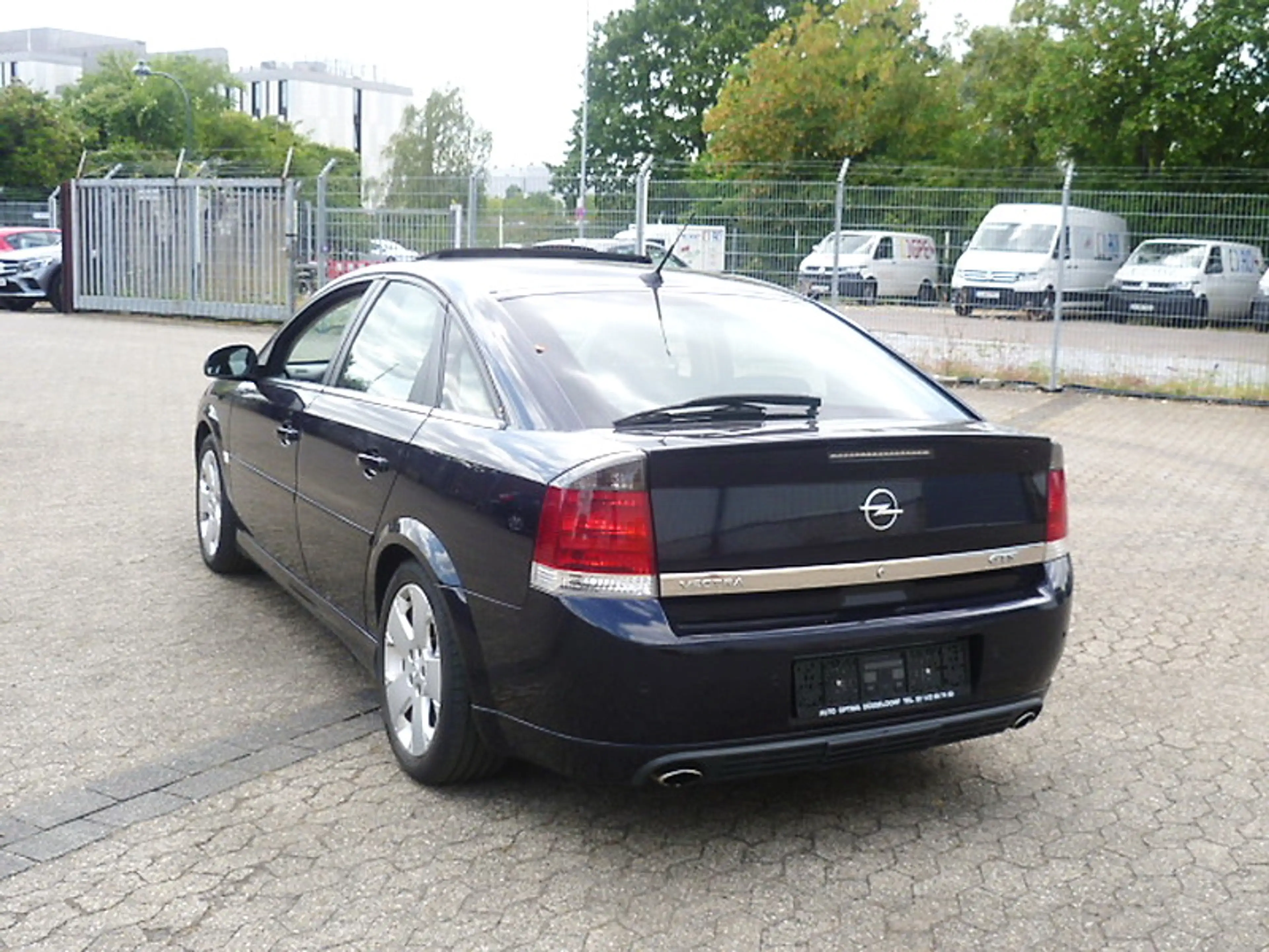 Opel Vectra Vectra Fließheck 3.2 V6 GTS 1.Hand 68.000km Scheckheft gepflegt — photo 3