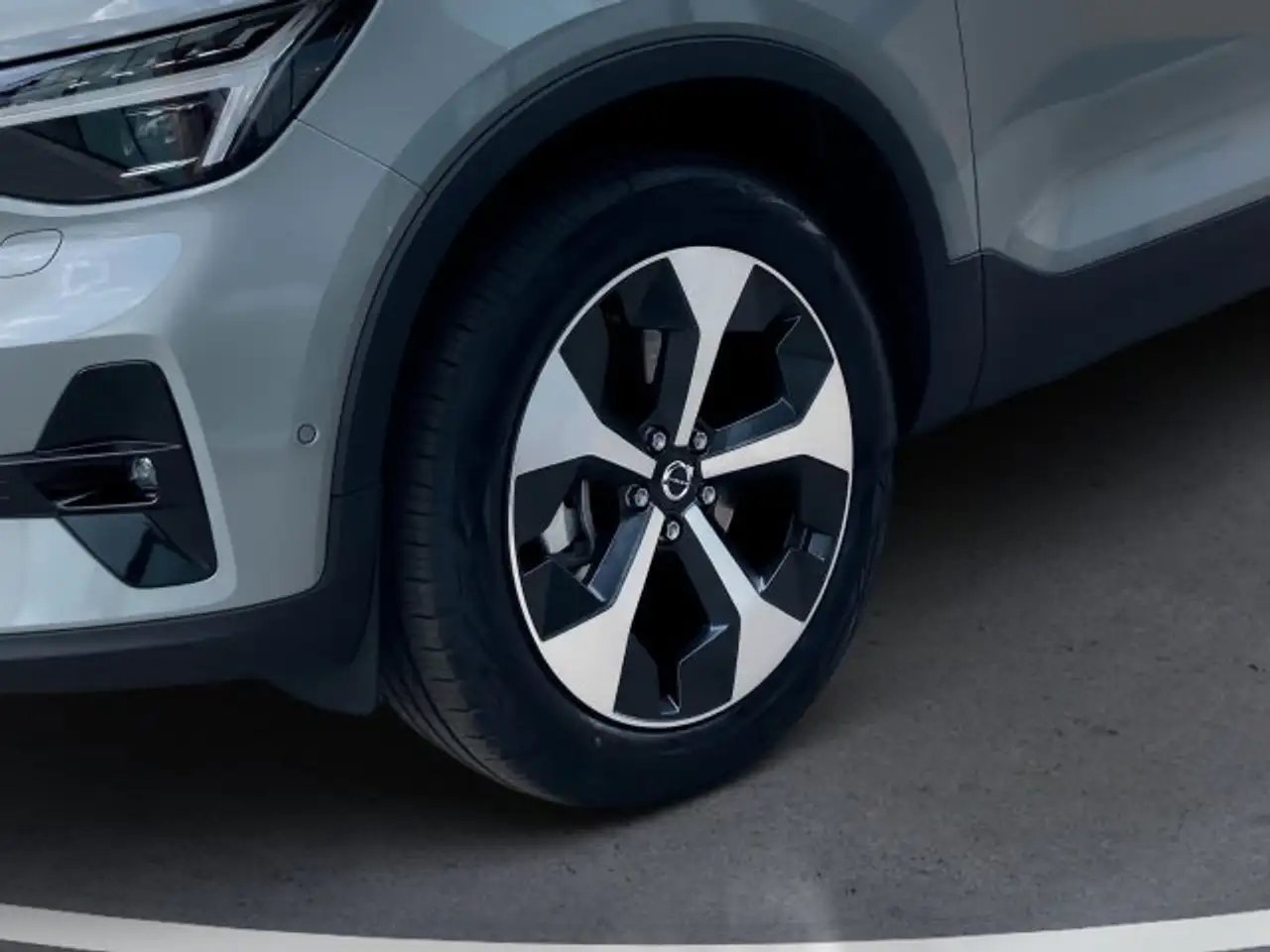 Volvo XC40 2026