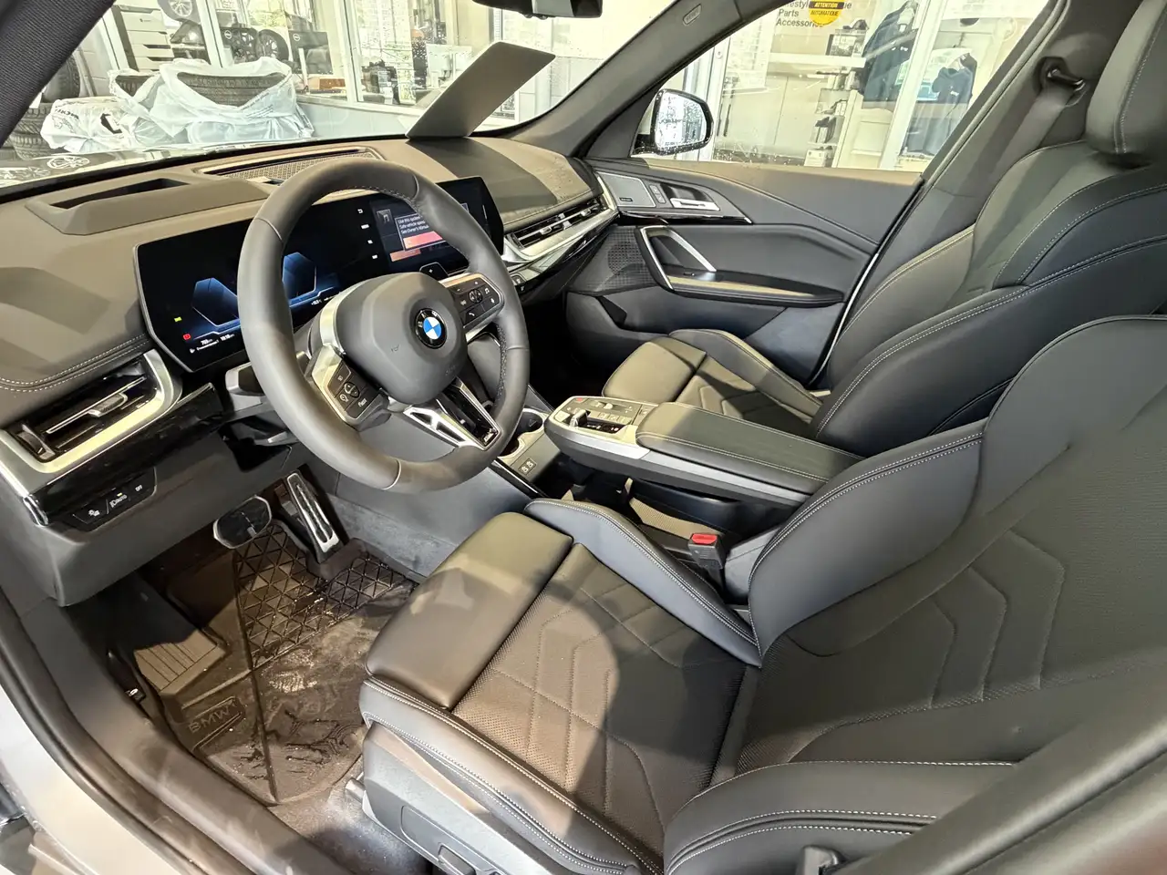 BMW X1 photo BMW X1