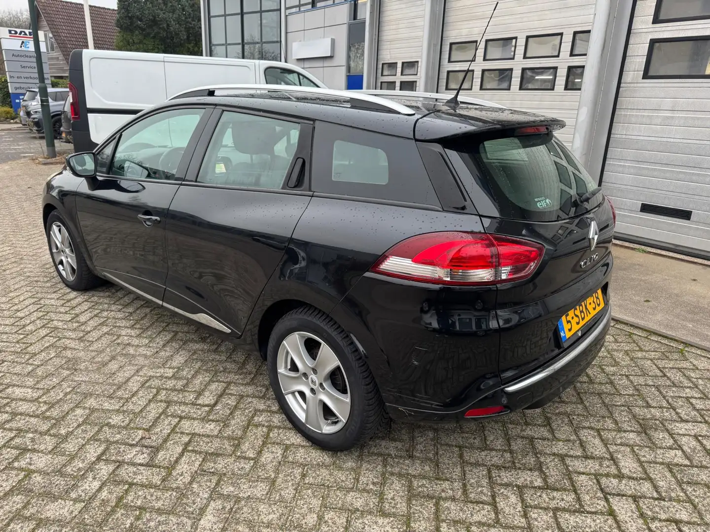 Renault Clio Estate 1.5 dCi ECO Dynamique Airco Navi Noir - 2