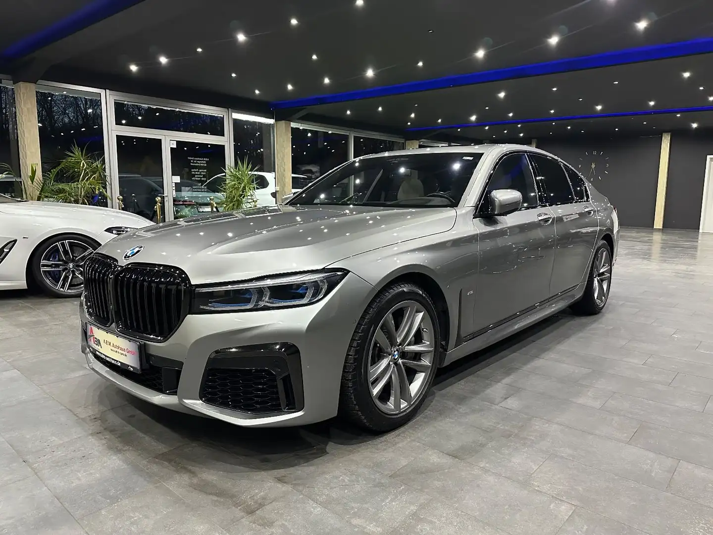 BMW 730 d M Sport /Soft-Close / 360°Kamera / Massage Grau - 1