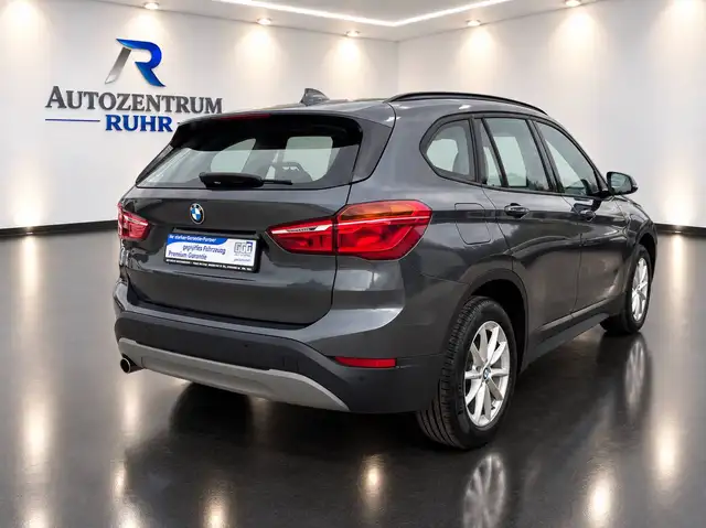 BMW X1 view 11