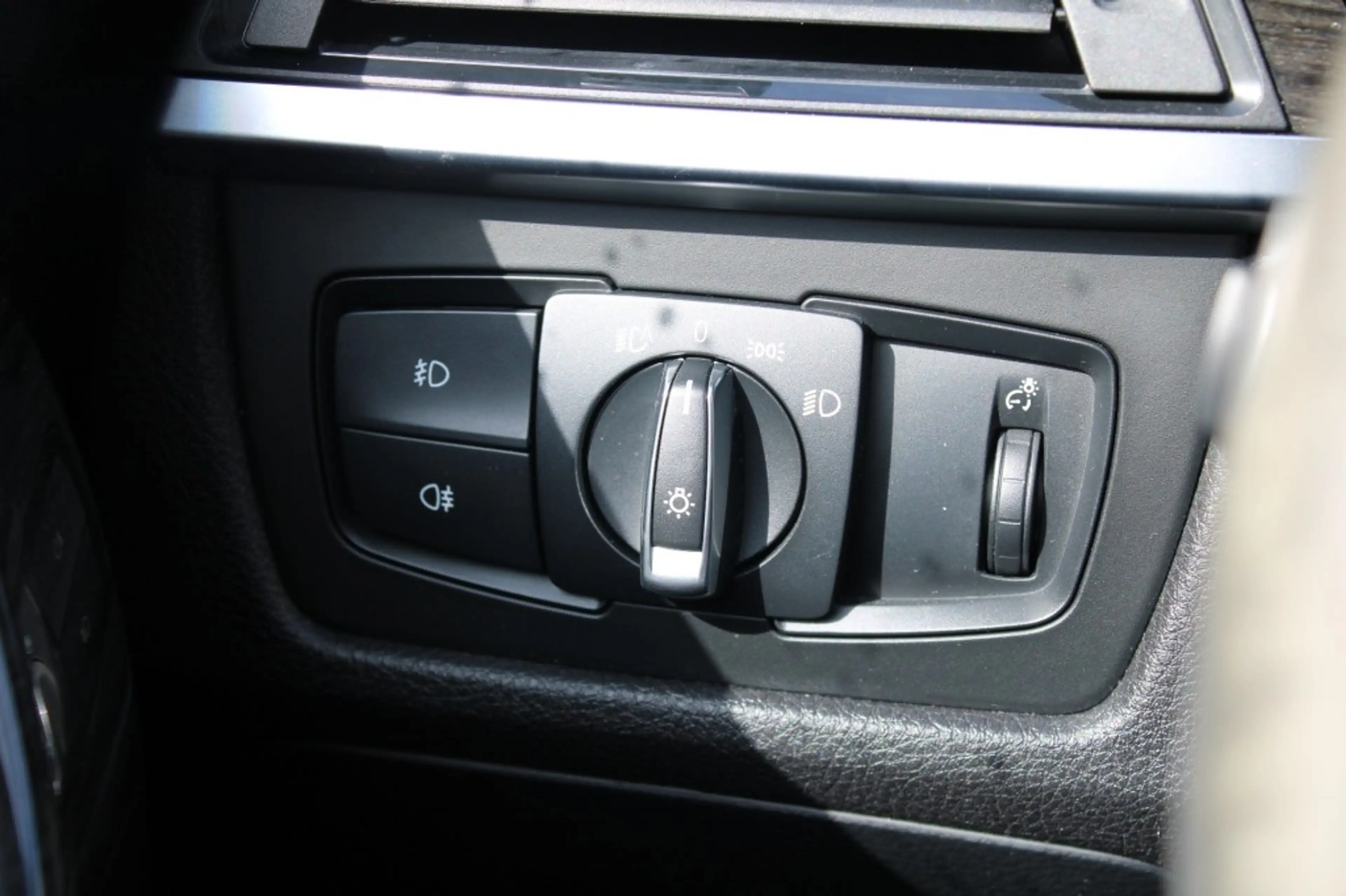 BMW 316 316I 136pk Executive automaat ECC/cruise/navi/PDC — photo 30