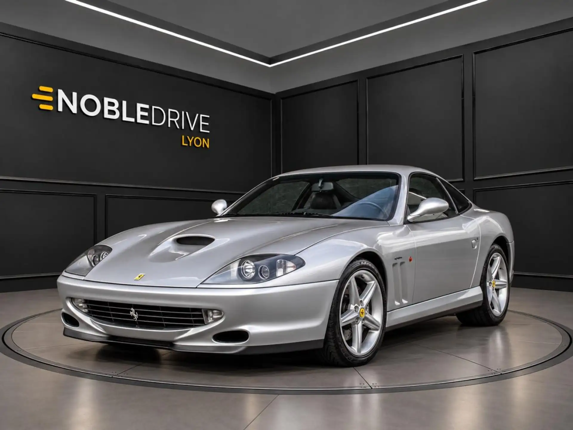 페라리 550 Maranello 2001 회색 사진 1