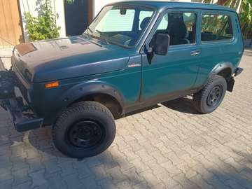 Niva 1.7i Only