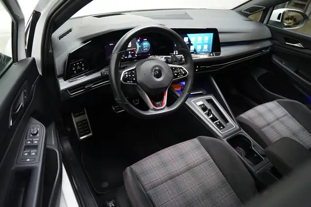 Volkswagen Golf view 13