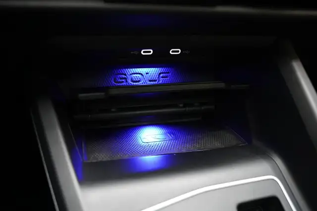 Volkswagen Golf view 22