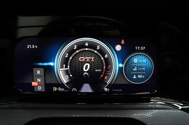 Volkswagen Golf view 14