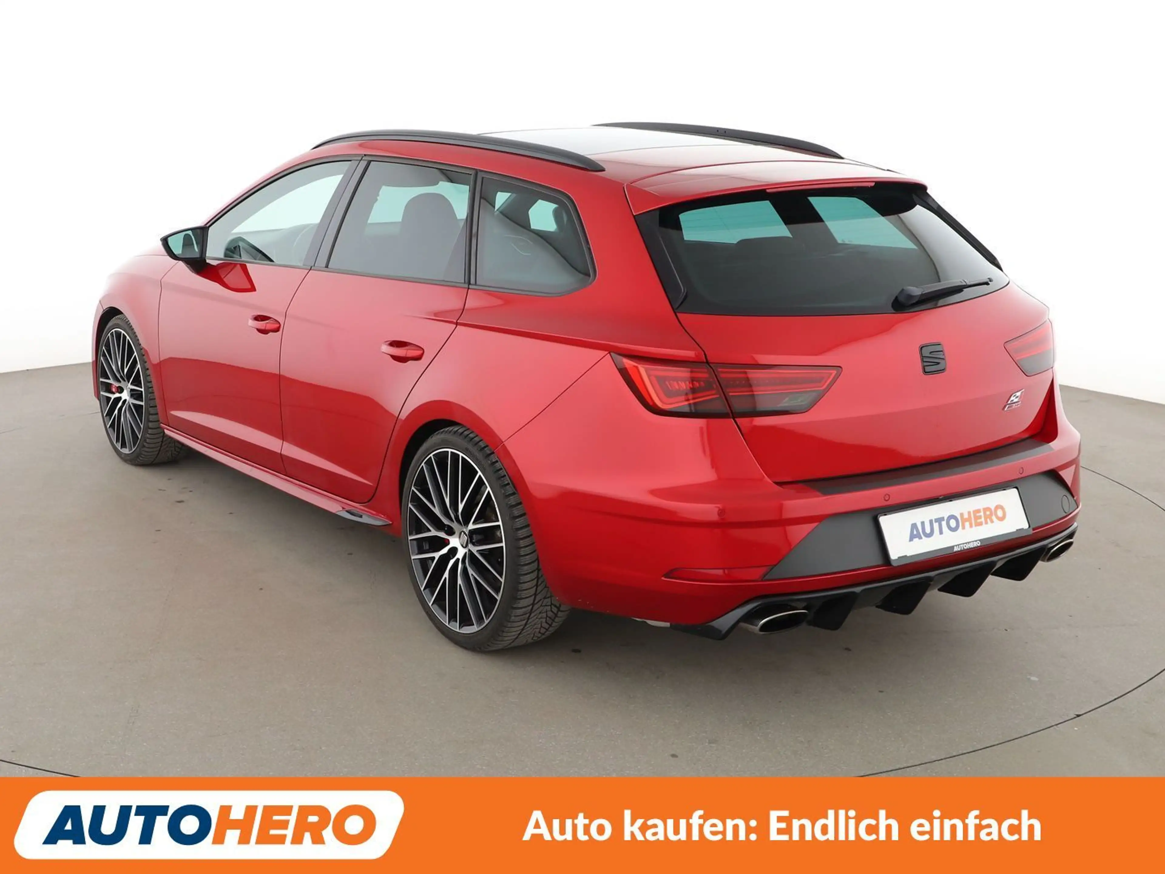 SEAT Leon 2.0 TSI Cupra 300 4Drive Aut.*LED*ACC*PDC*SHZ* — photo 4
