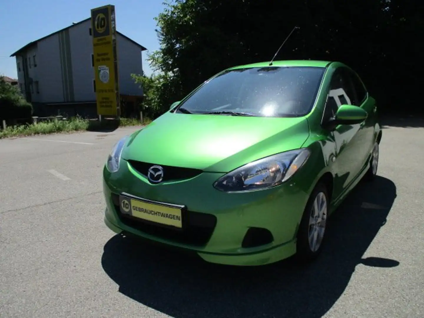 Mazda 2 1,3i TE Pro Grün - 1