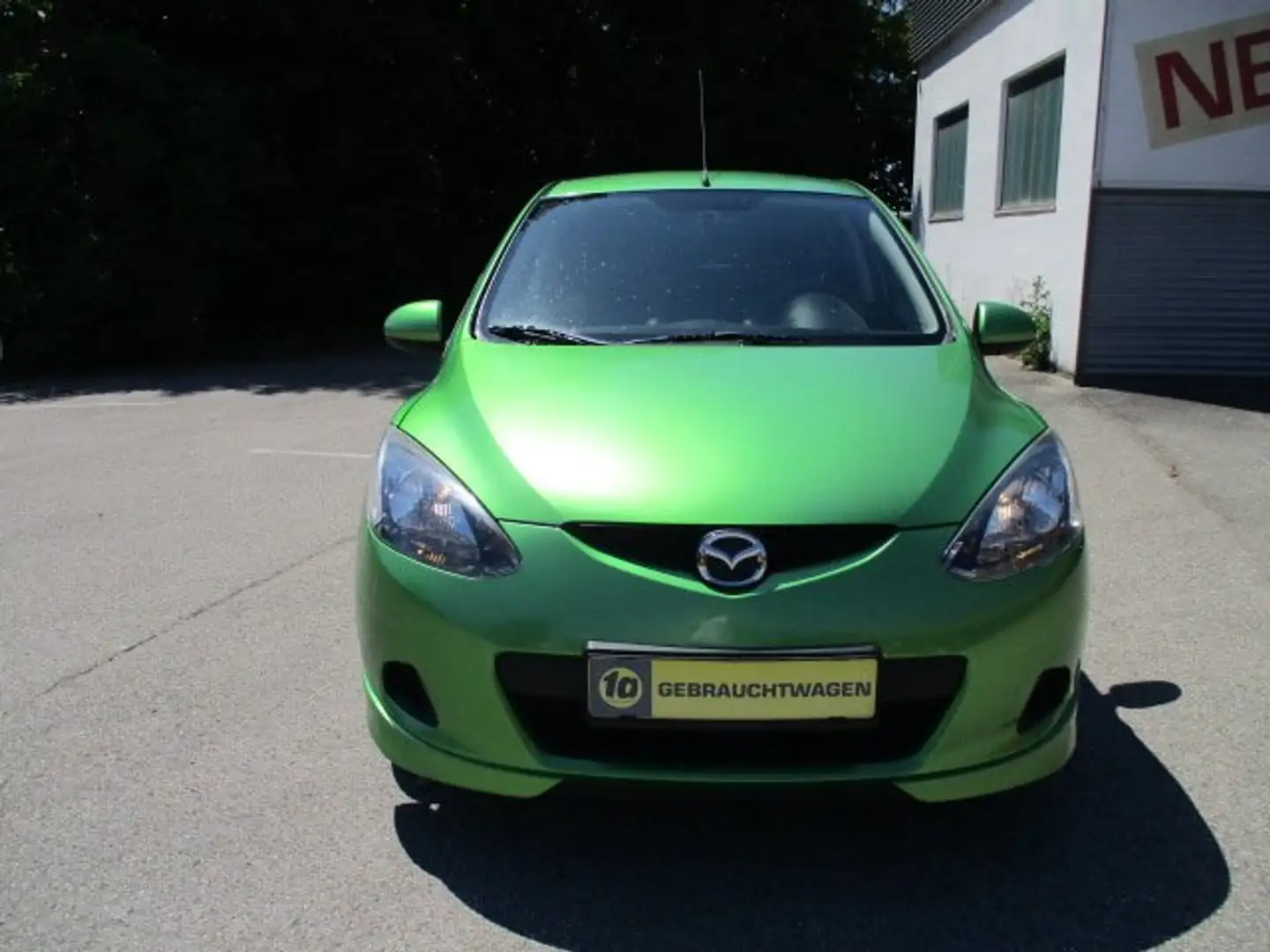 Mazda 2 1,3i TE Pro Grün - 2