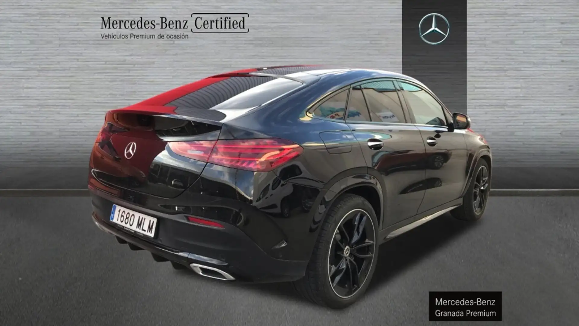 Mercedes-Benz GLE 300 COUPE -CLASS D 4MATIC COUPe Zwart - 2