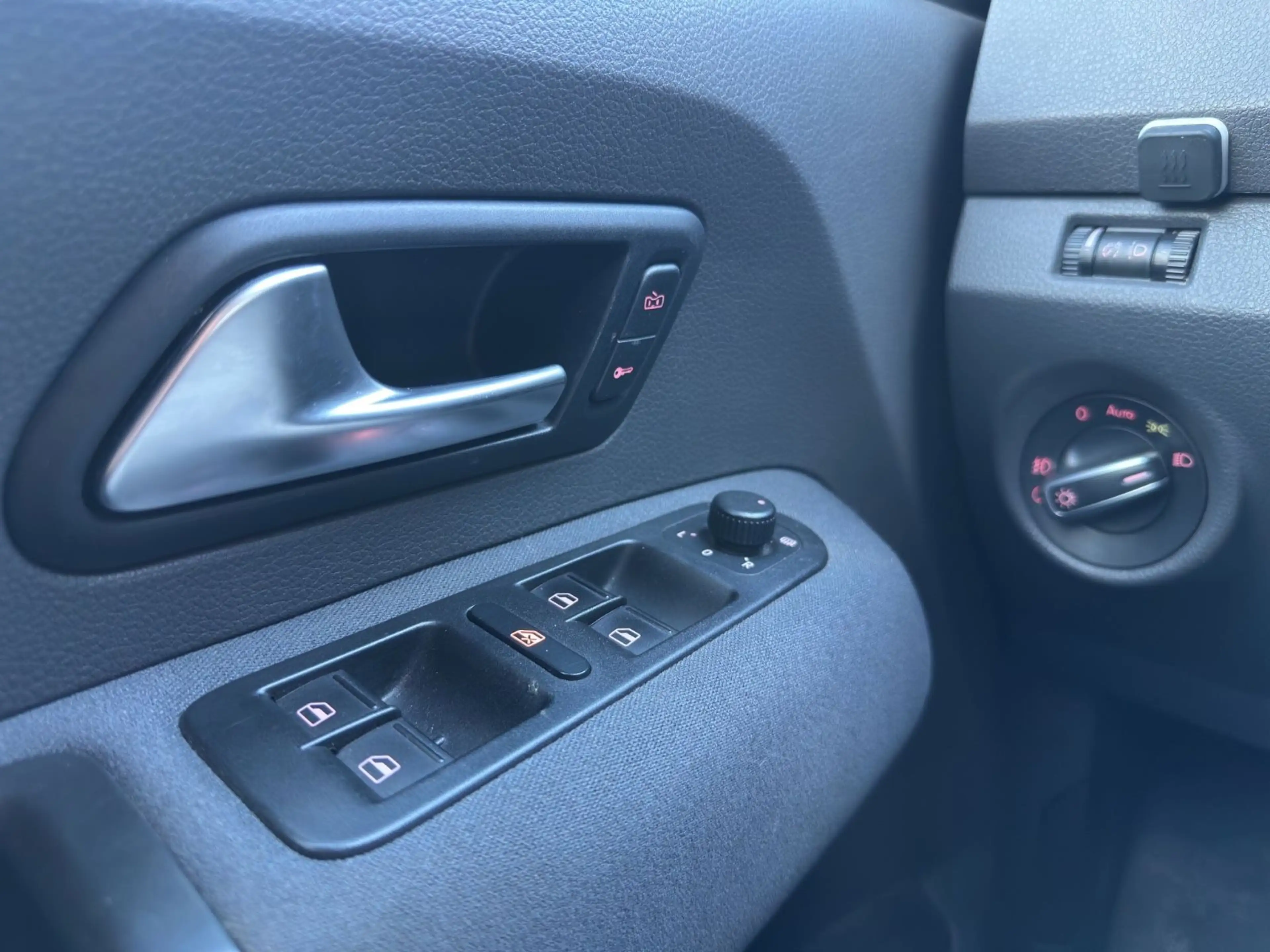Volkswagen Amarok Highline DoubleCab 4Motion Navi — photo 17