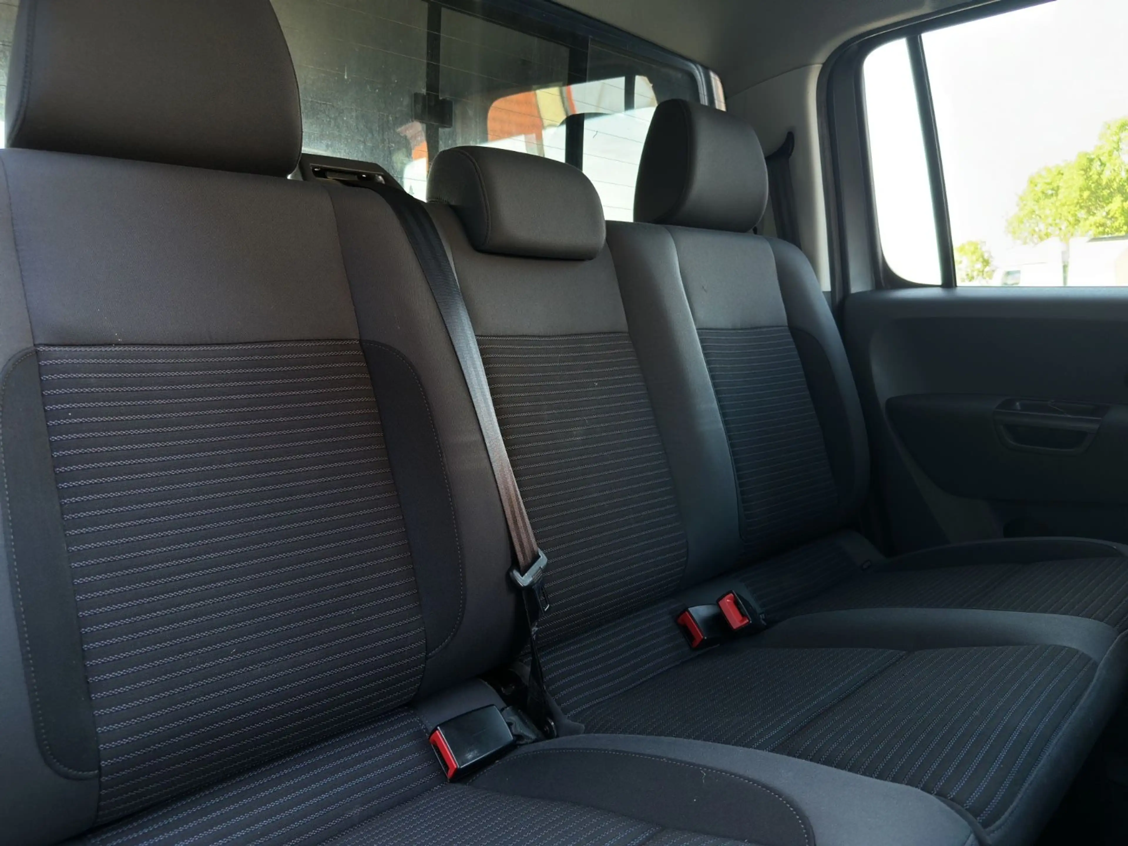 Volkswagen Amarok Highline DoubleCab 4Motion Navi — photo 16