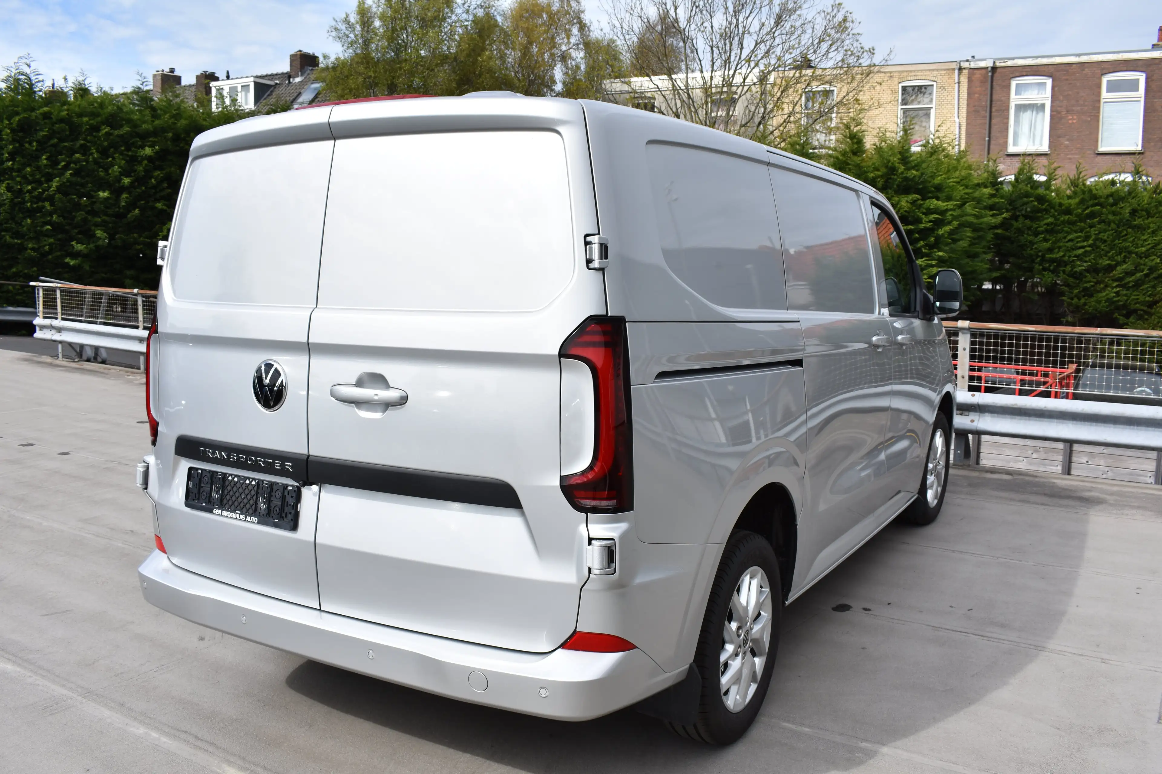 Volkswagen Transporter 2.0 TDI 170PK Automaat L1 28 Bulli | CAMERA | NAVI — photo 4