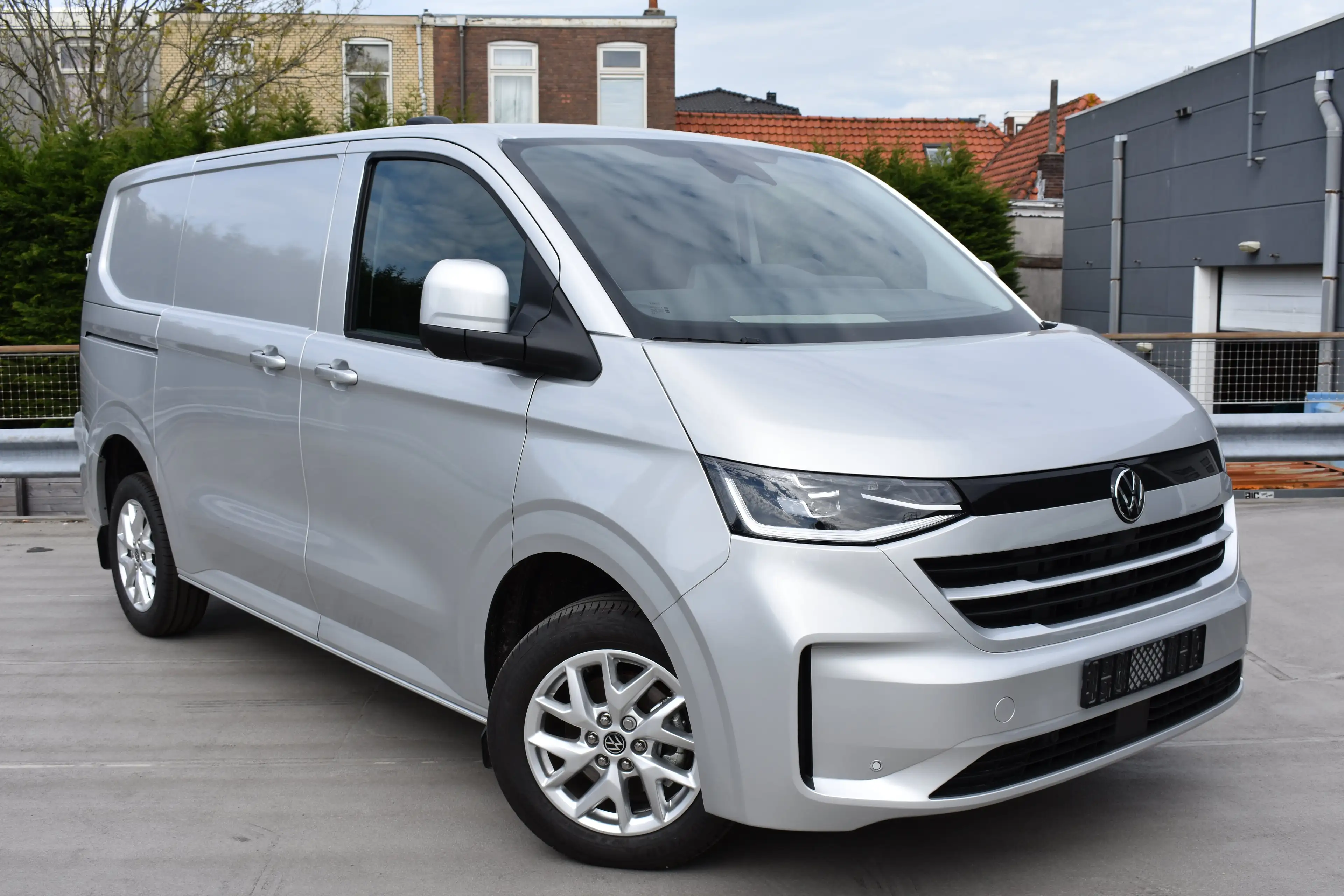 Volkswagen Transporter 2.0 TDI 170PK Automaat L1 28 Bulli | CAMERA | NAVI — photo 2