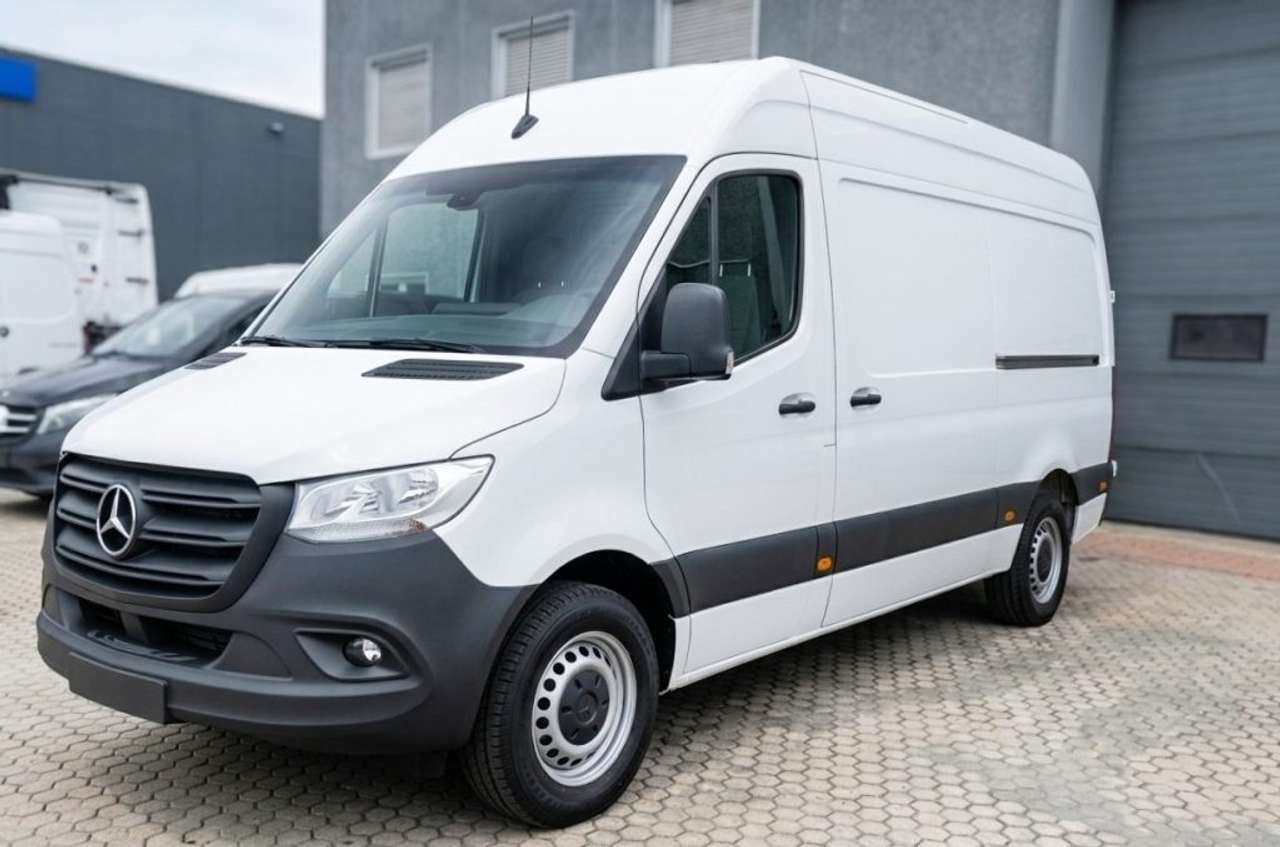 Mercedes-Benz Sprinter 317 F 43/35