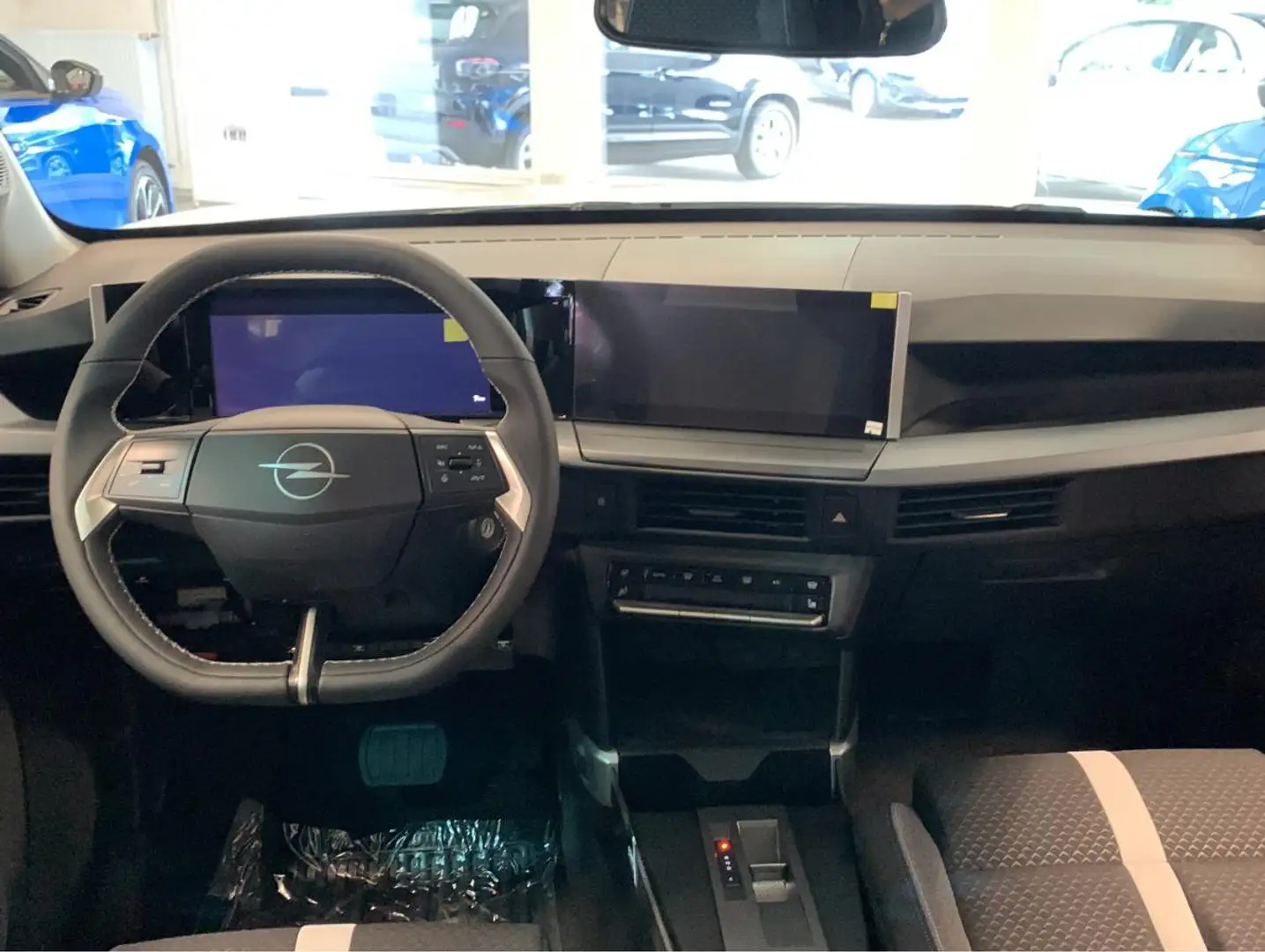 Opel Frontera GS | Tech-Paket | Allwetter | Sofort verfügbar Weiß - 2
