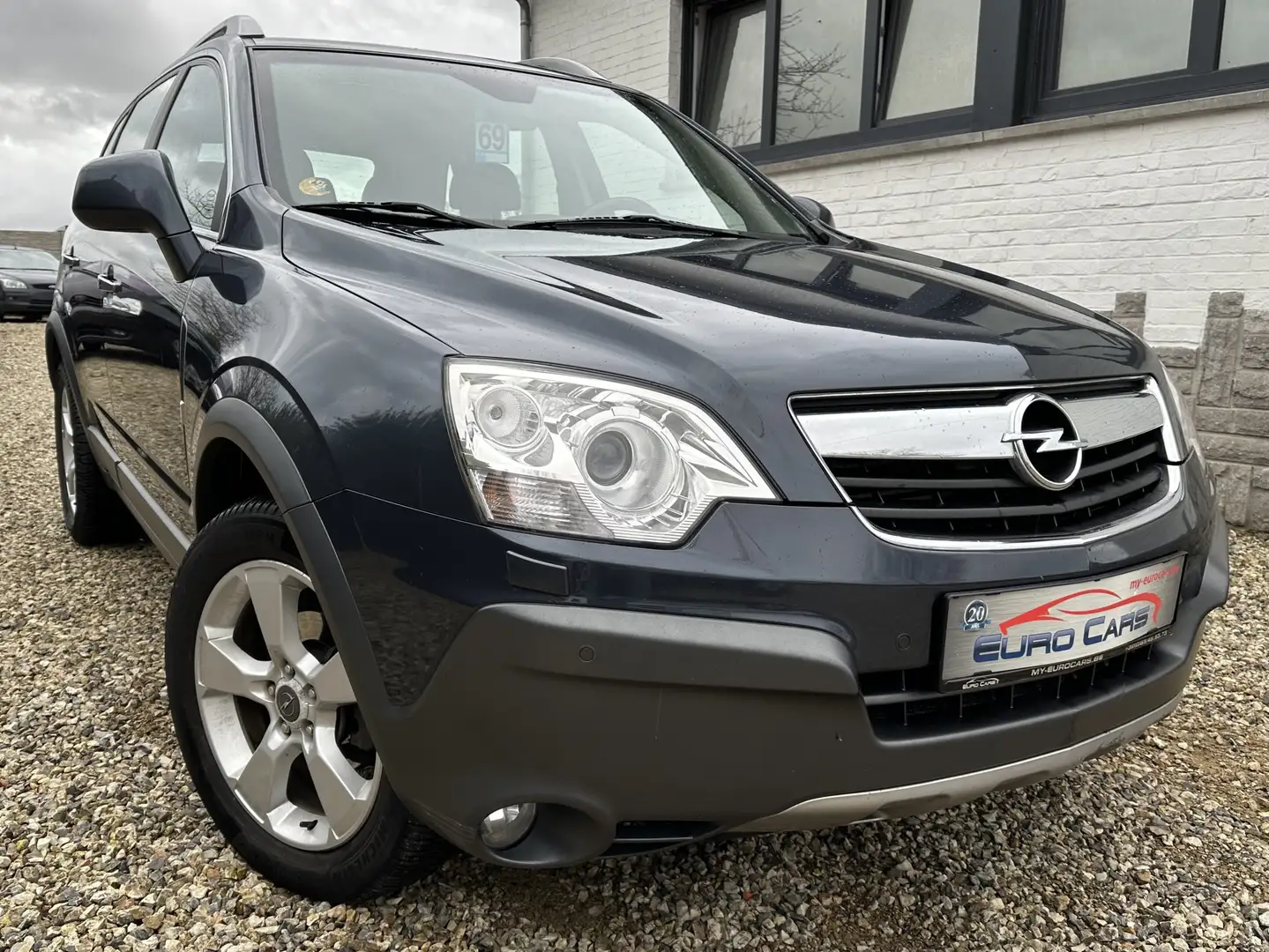 Opel Antara 2.0 CDTi 4x4 Cosmo CUIR/NAVI/CRUISE/PDC/EXPORT Šedá - 2