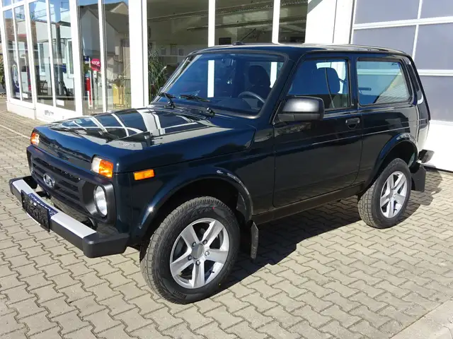 Lada Taiga 4 x 4 LUXE Austria Jagd Edition