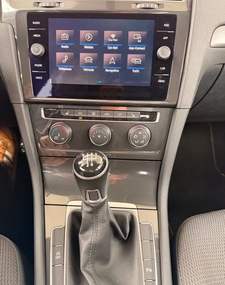Volkswagen Golf Standard Model — photo 9