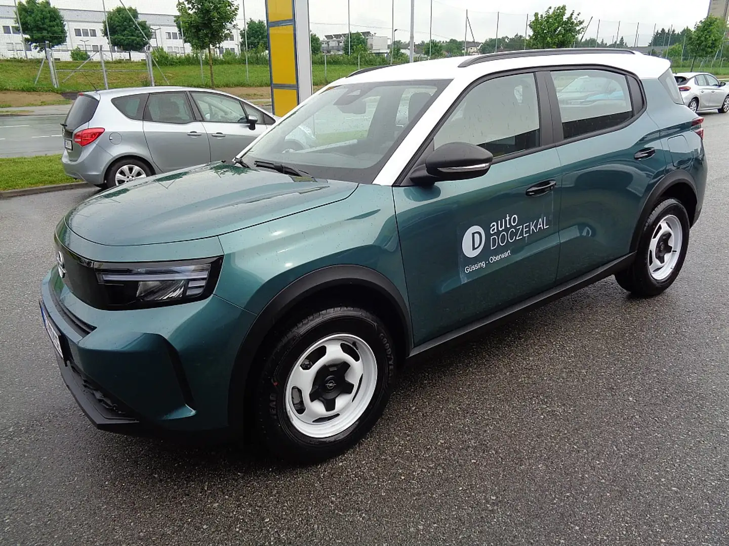 Opel Frontera 1.2 DI MHEV Edition Automatik Grün - 2