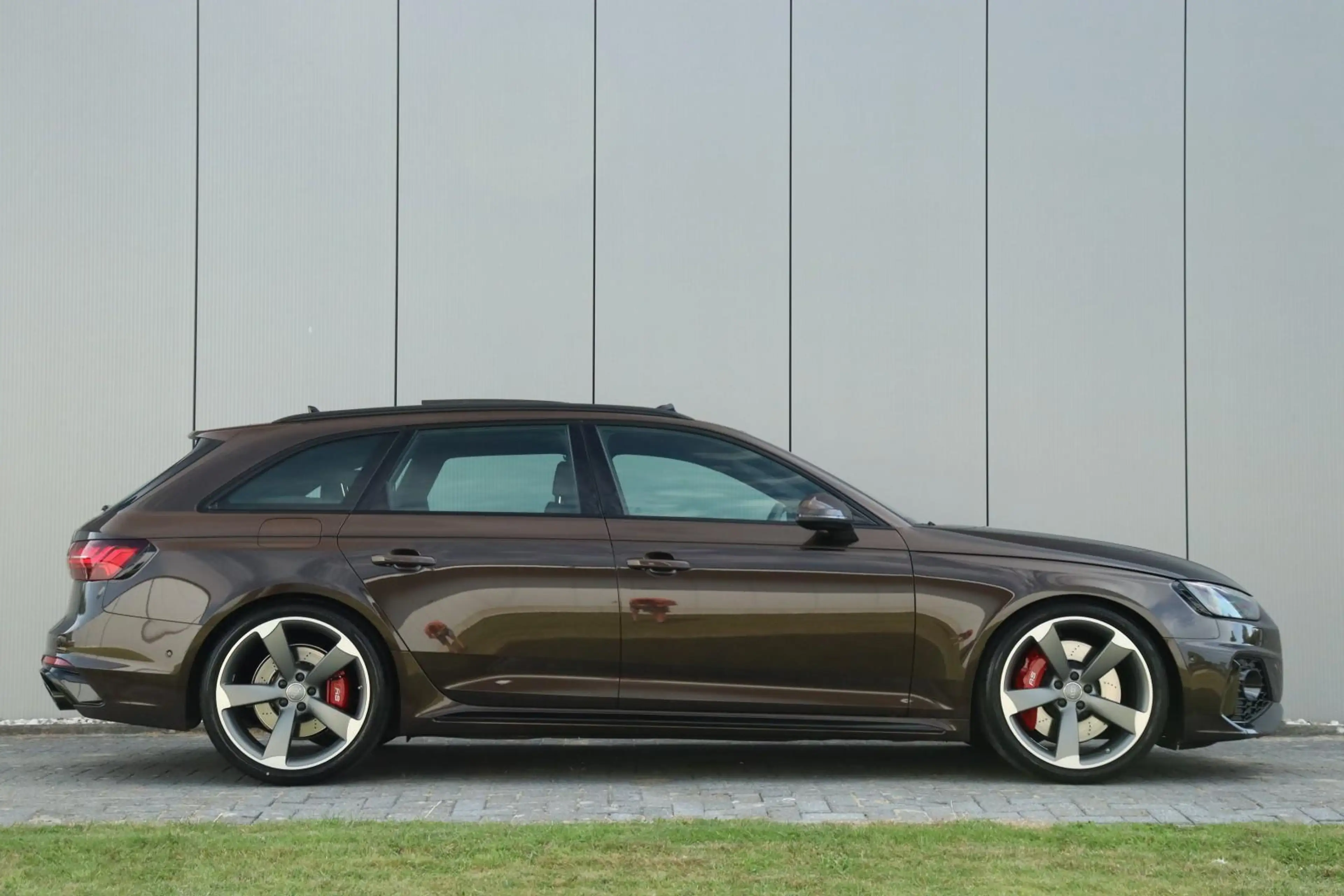 Audi RS4 Avant 2.9 TFSI RS 4 quattro — photo 10